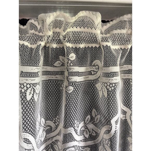 Heritage Lace Cream Valance 19"L x 64"W - Picture 8 of 11